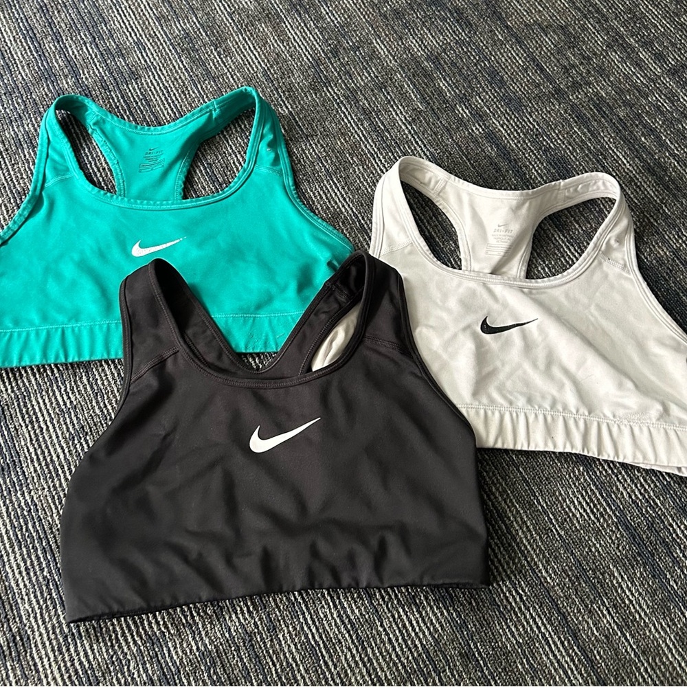 Nike Drifit Sports Bra Bundle Medium